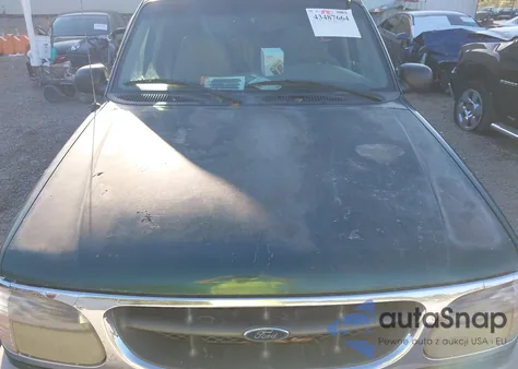 2000 Ford Explorer Eddie Bauer from USA, damaged, VIN 1FMZU64E0YZC67887